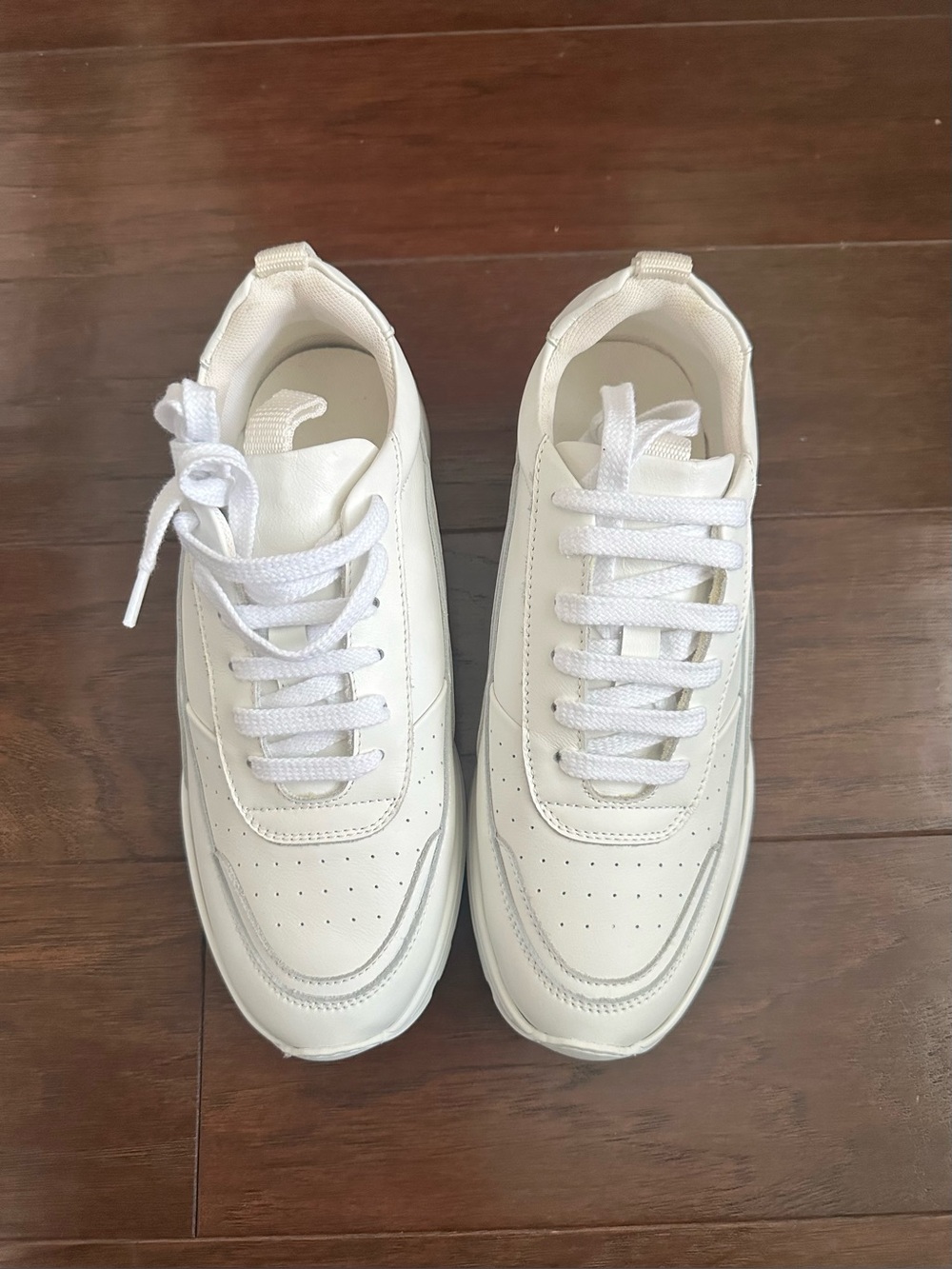 Common Projects Women Track 90 Leather Sneakers